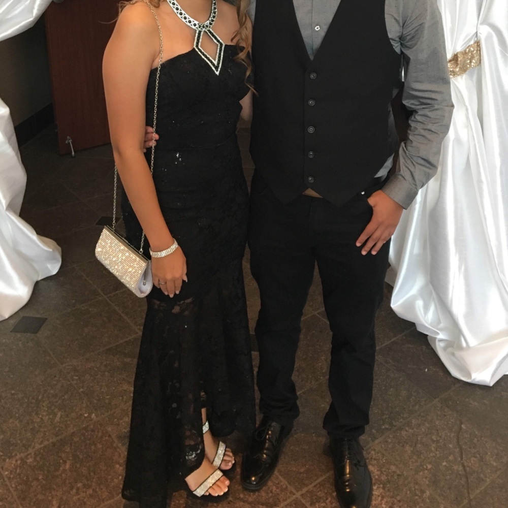 Black prom dress